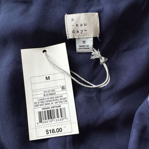 A New Day Women’s Medium Purple Violet Floral C-Neck Tank Top NWT - Picture 8 of 10